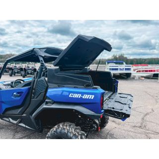 Can Am Commander